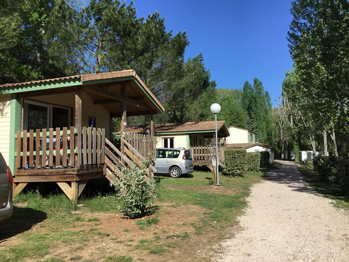 Camping De Graniers Monoblet Exteriér fotografie